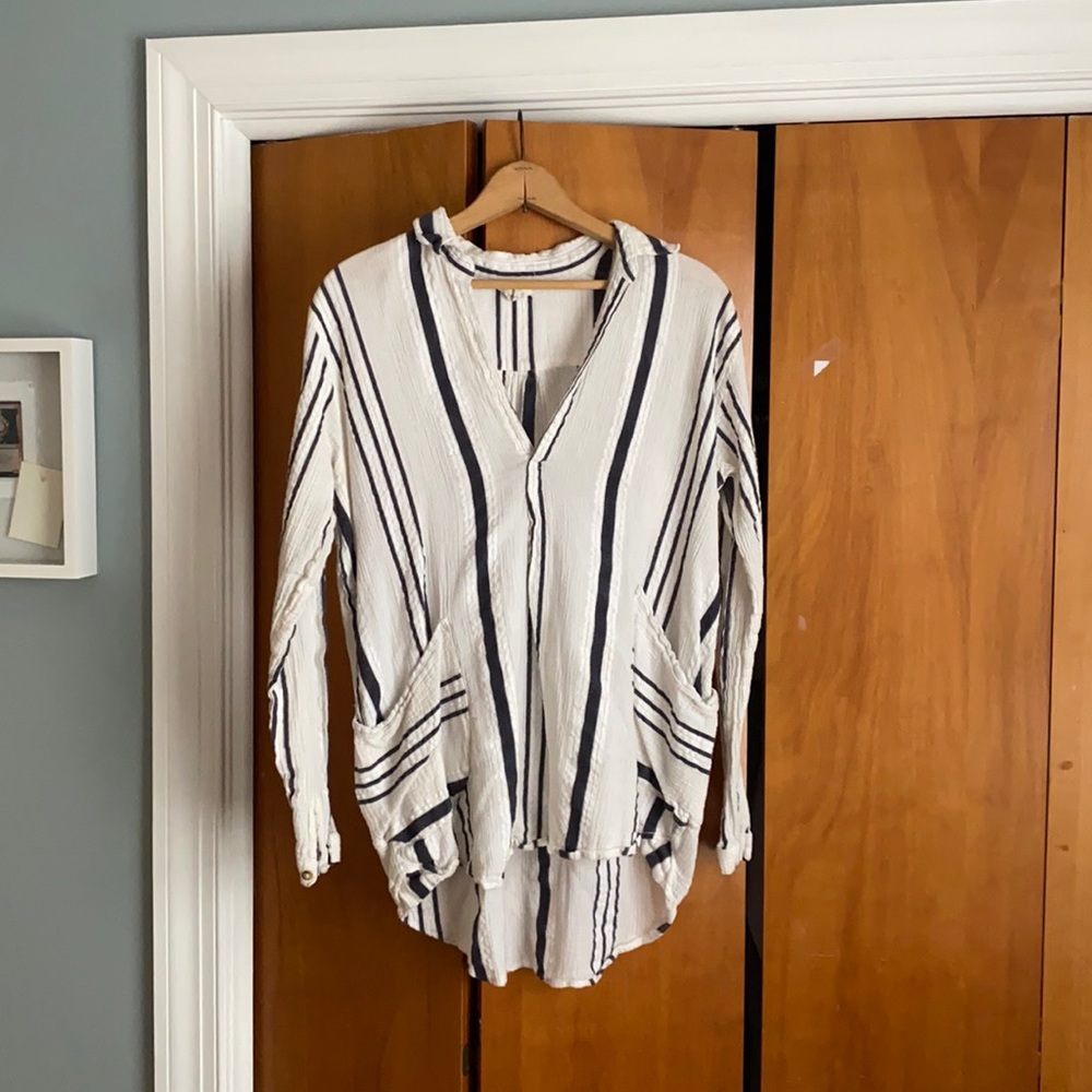 White and Navy linen tunic
